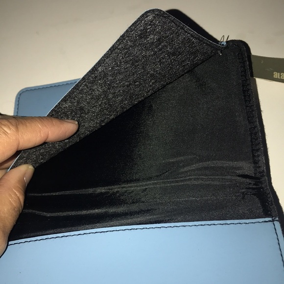 NWT UNC Checkbook/Currency Holder - Picture 4 of 12